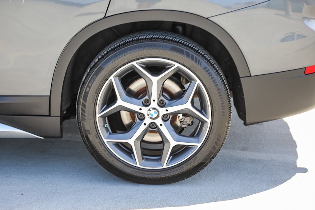 Thumbnail: 2016 BMW X1 - 21