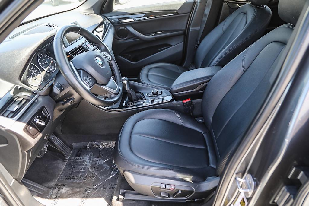 Thumbnail: 2016 BMW X1 - 10