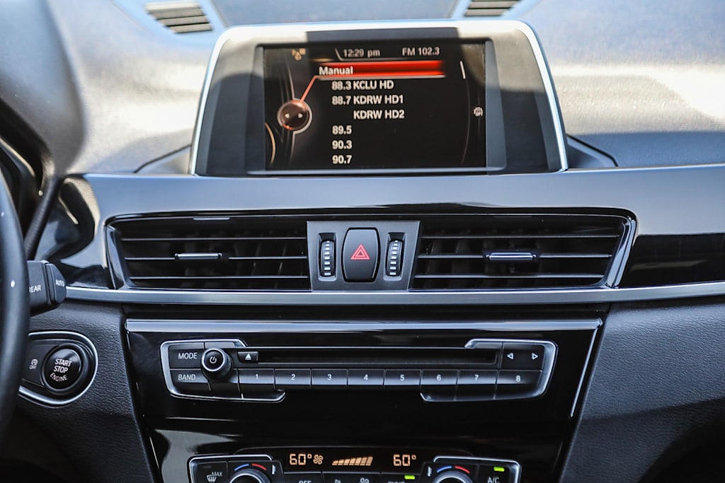 Thumbnail: 2016 BMW X1 - 13