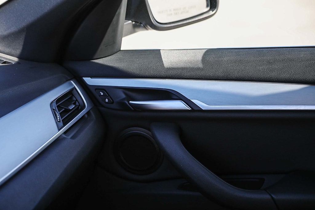 Thumbnail: 2019 BMW X1 - 24