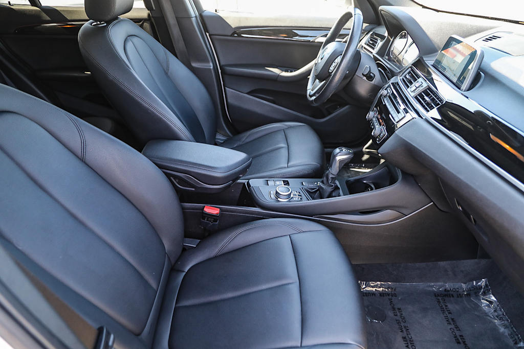 Thumbnail: 2019 BMW X1 - 9