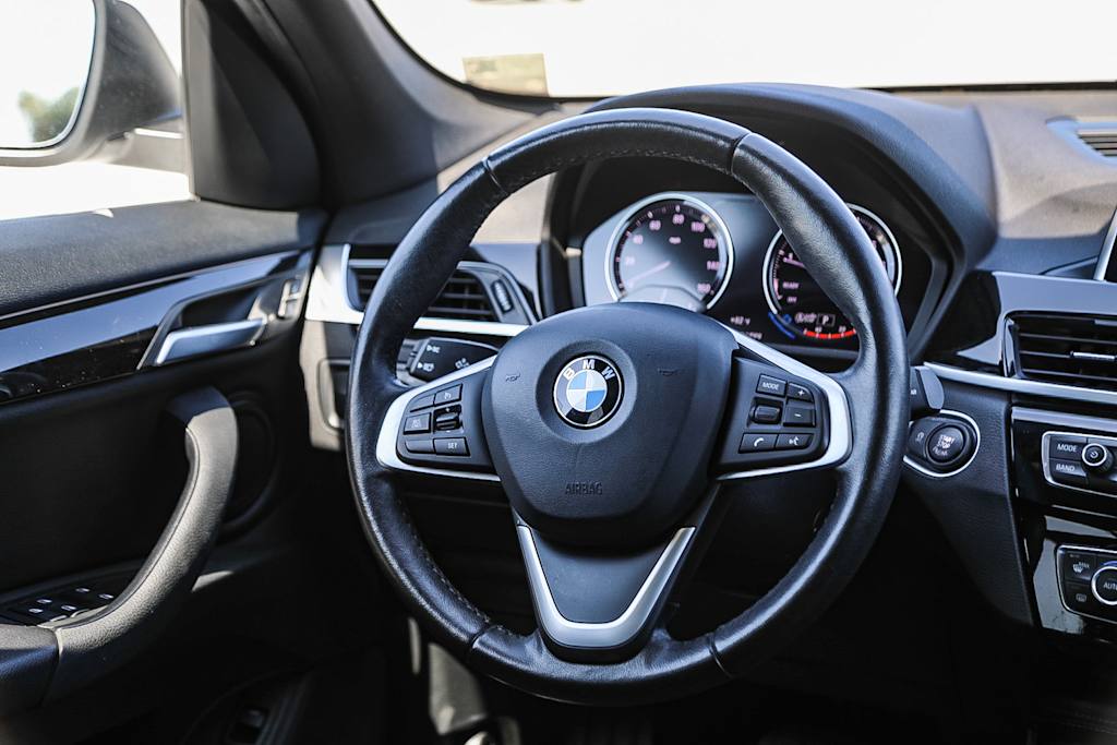 Thumbnail: 2019 BMW X1 - 12