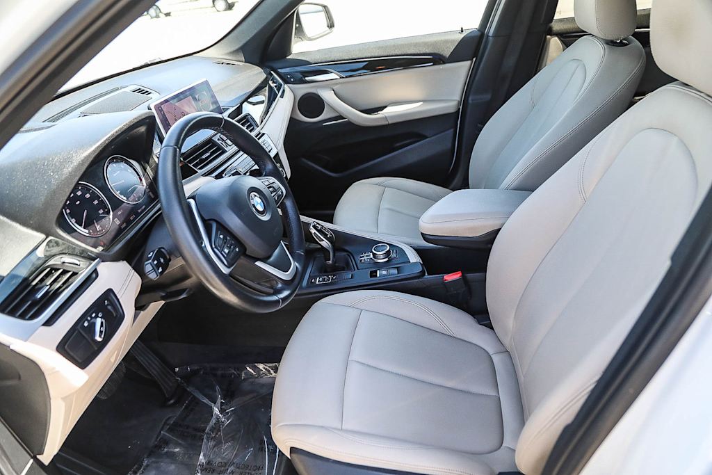 Thumbnail: 2021 BMW X1 - 10