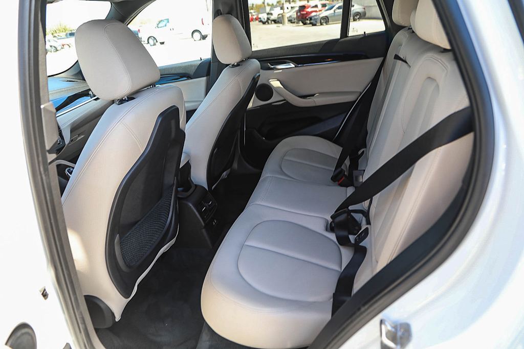 Thumbnail: 2021 BMW X1 - 11