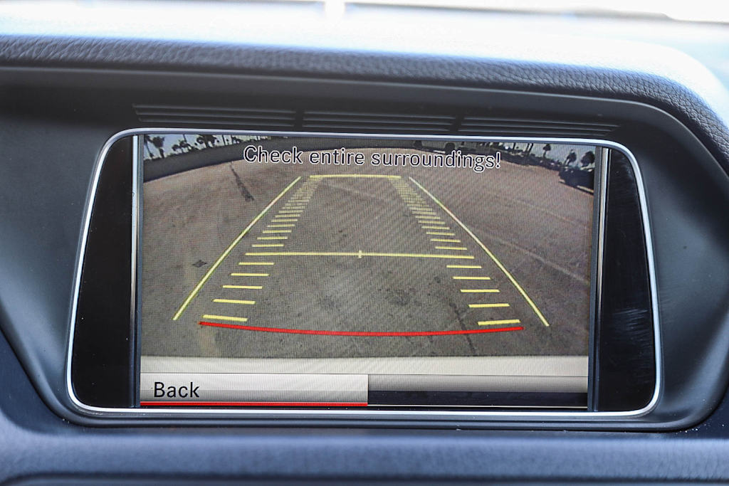 Thumbnail: 2015 Mercedes-Benz E-Class - 12