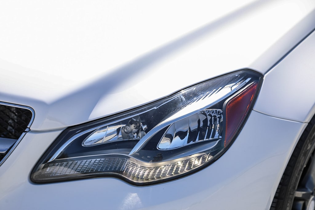 Thumbnail: 2015 Mercedes-Benz E-Class - 18