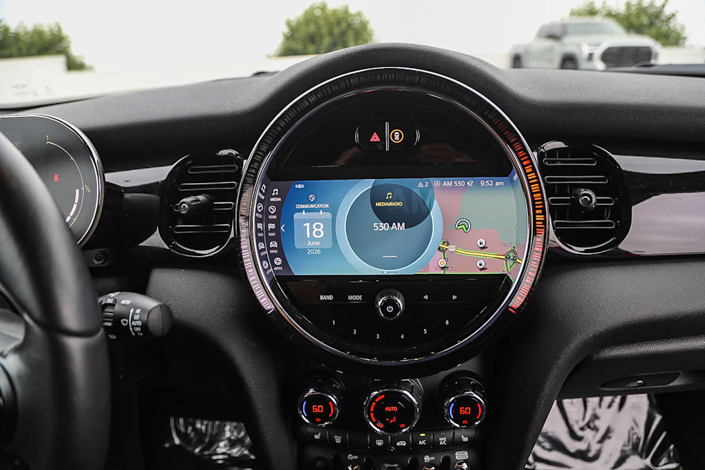 Thumbnail: 2023 MINI Cooper - 12