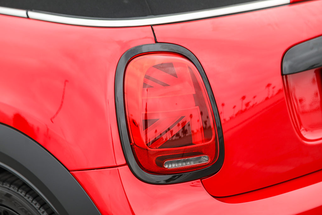 Thumbnail: 2023 MINI Cooper - 20