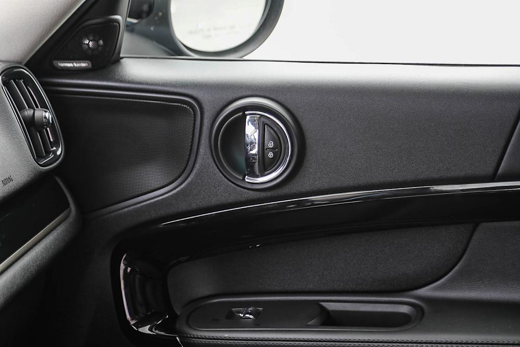 Thumbnail: 2020 MINI Cooper Countryman - 24