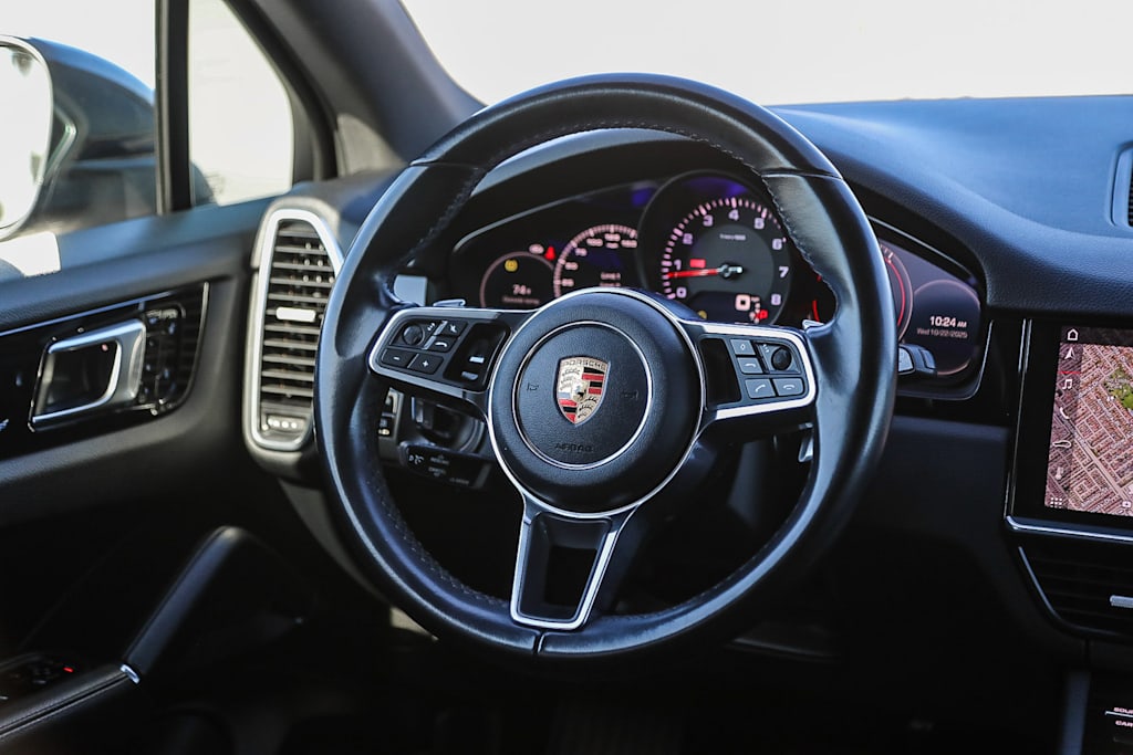 Thumbnail: 2019 Porsche Cayenne - 11