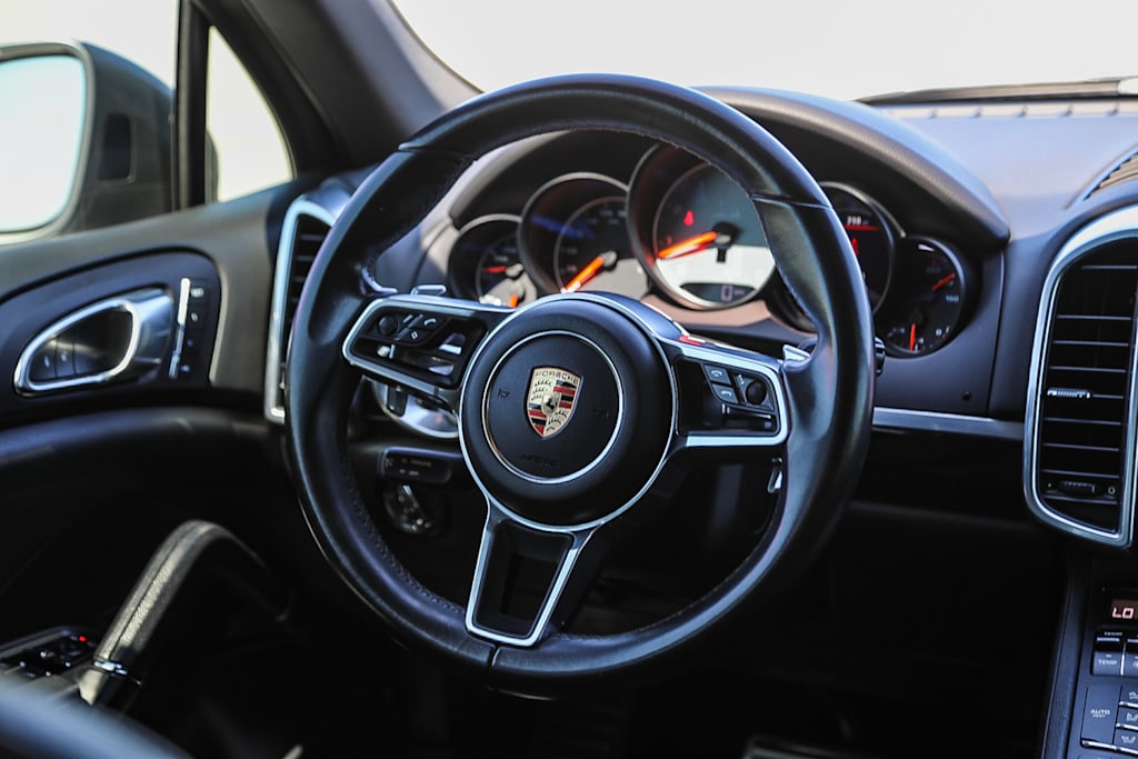 Thumbnail: 2018 Porsche Cayenne - 12