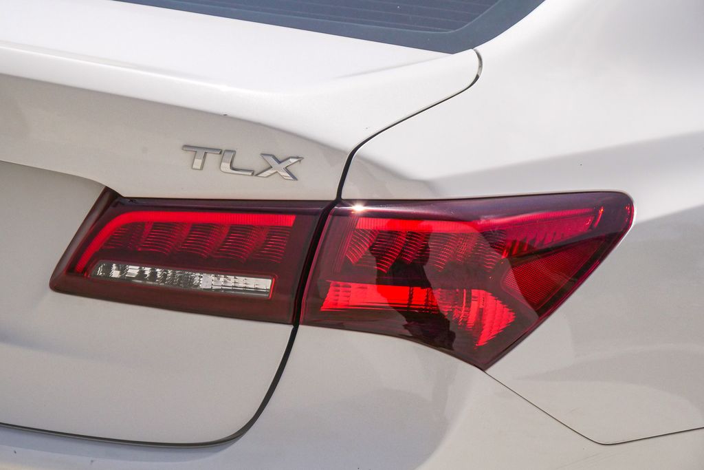 Thumbnail: 2016 Acura TLX - 12