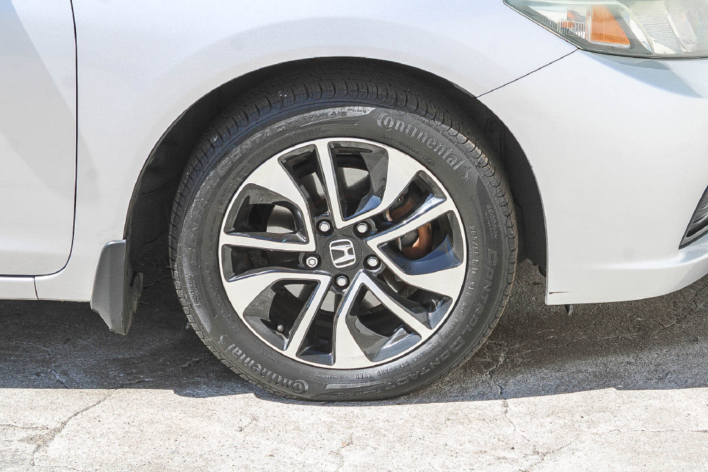 Thumbnail: 2015 Honda Civic - 10