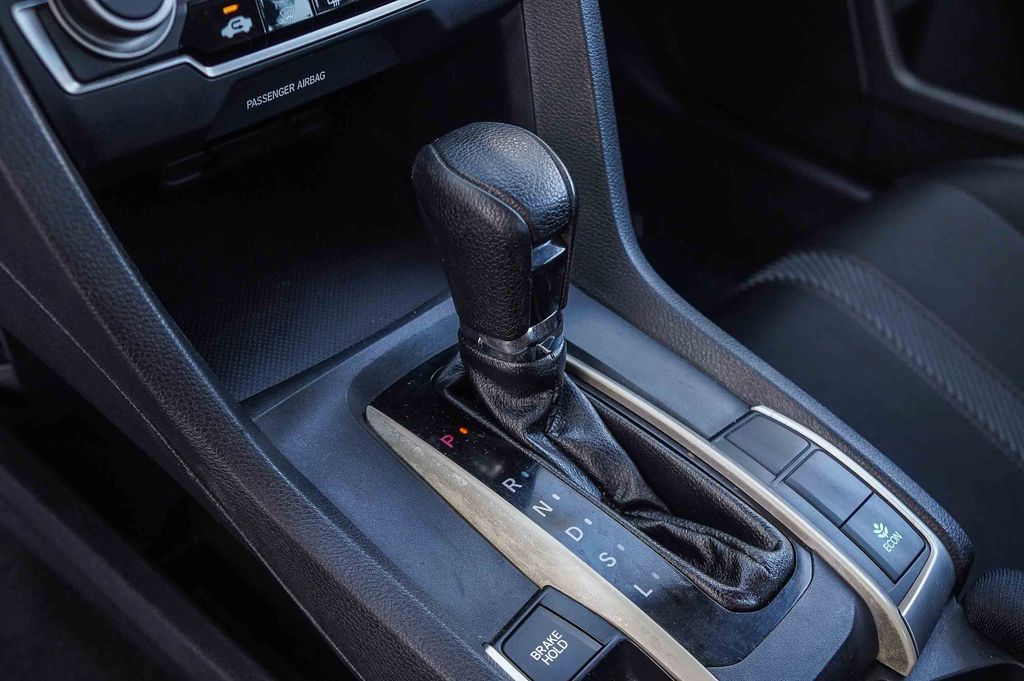 Thumbnail: 2017 Honda Civic - 14