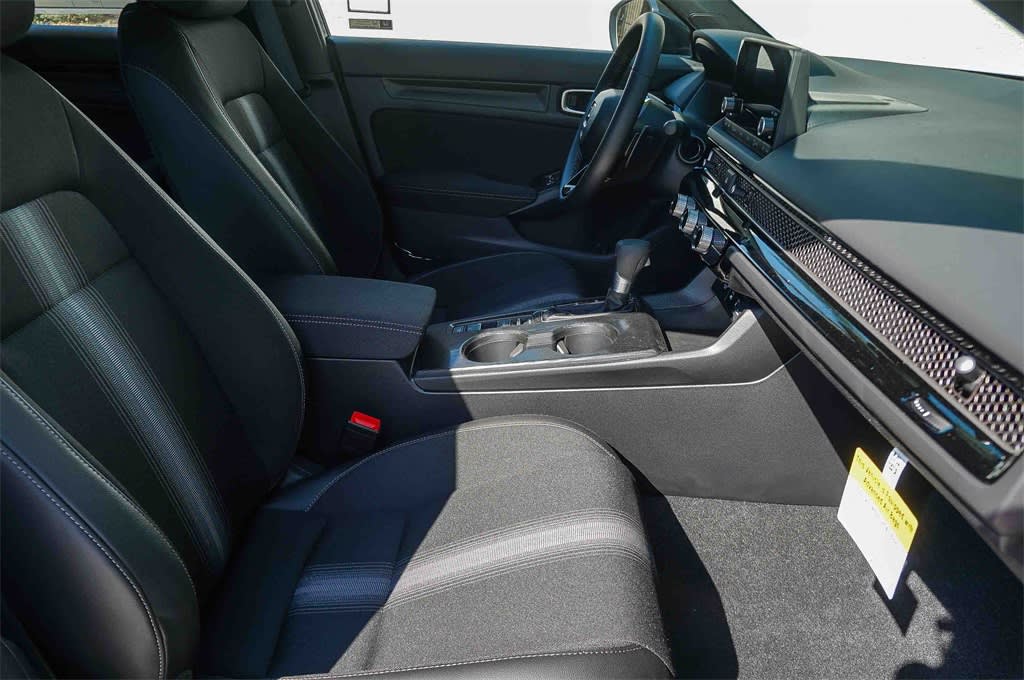 Thumbnail: 2026 Honda Civic - 9