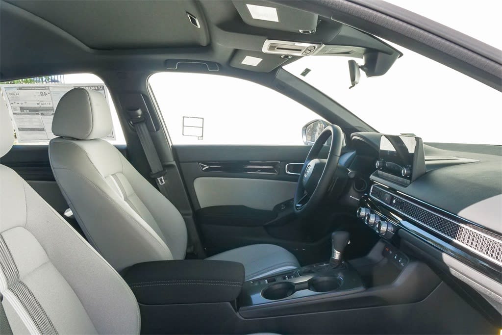 2025 Honda Civic Sport 9