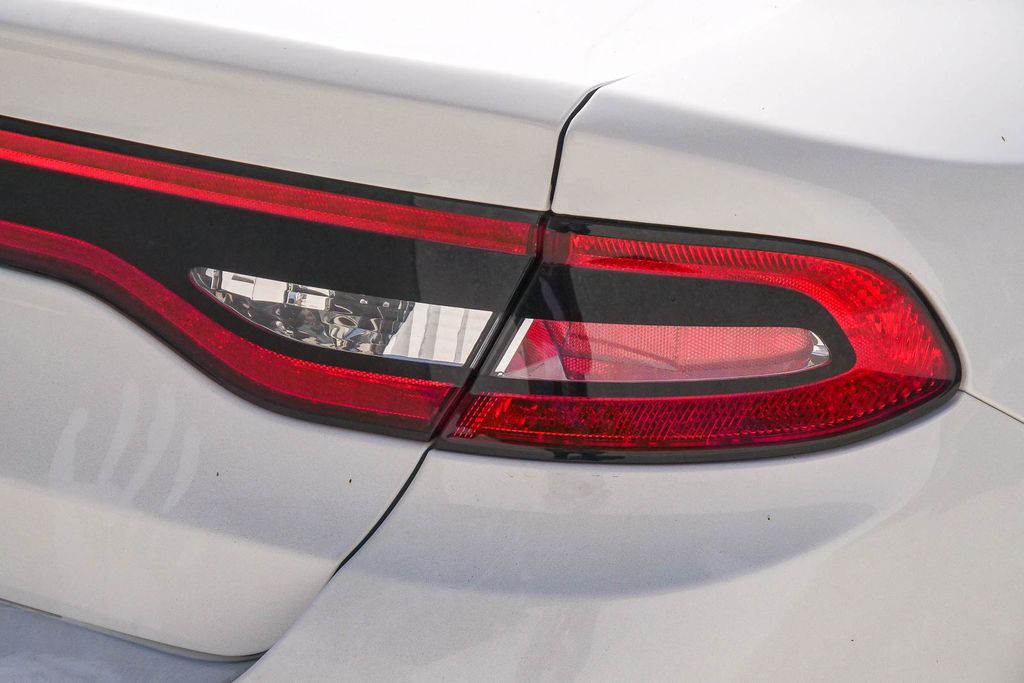 Thumbnail: 2016 Dodge Dart - 11