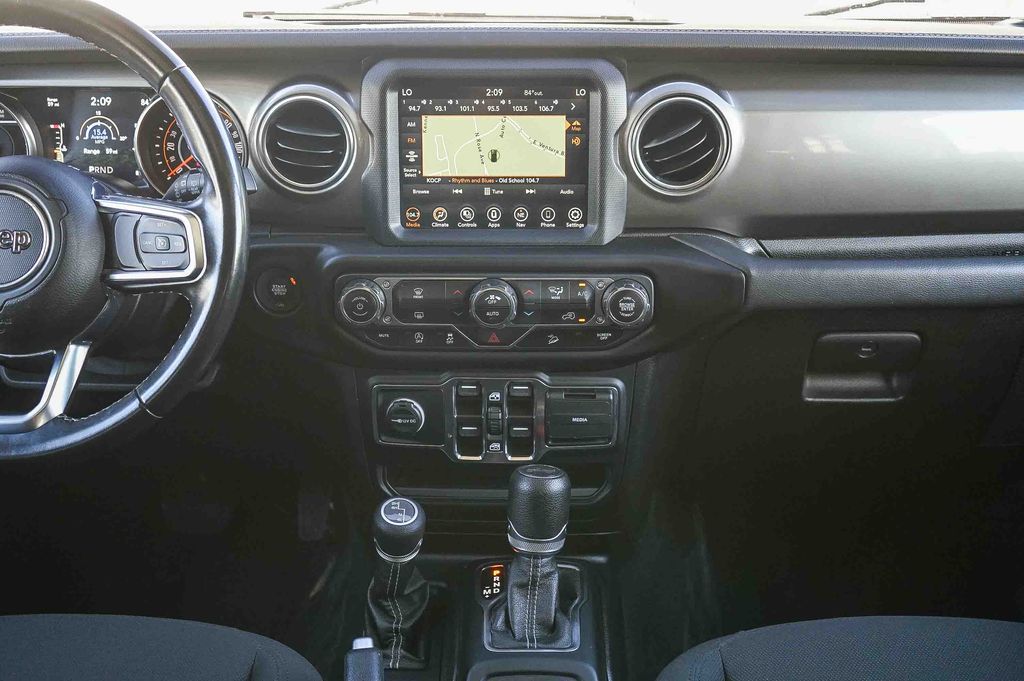 Thumbnail: 2020 Jeep Wrangler - 13