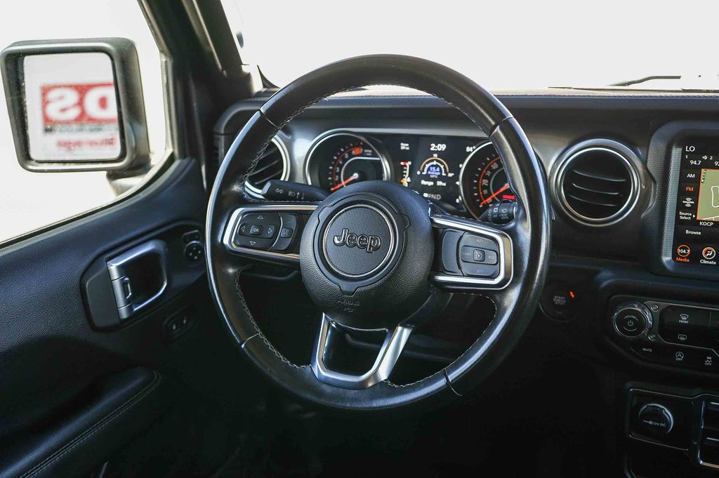 Thumbnail: 2020 Jeep Wrangler - 9