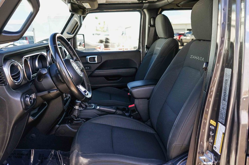 Thumbnail: 2020 Jeep Wrangler - 11