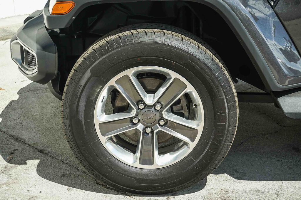 Thumbnail: 2020 Jeep Wrangler - 20