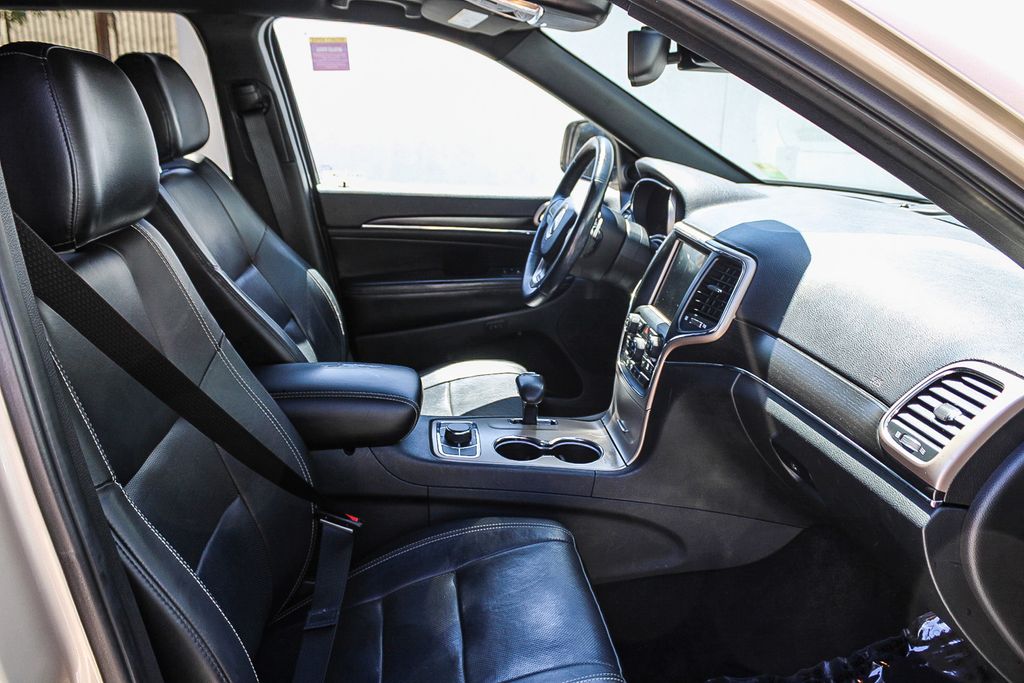 Thumbnail: 2014 Jeep Grand Cherokee - 9