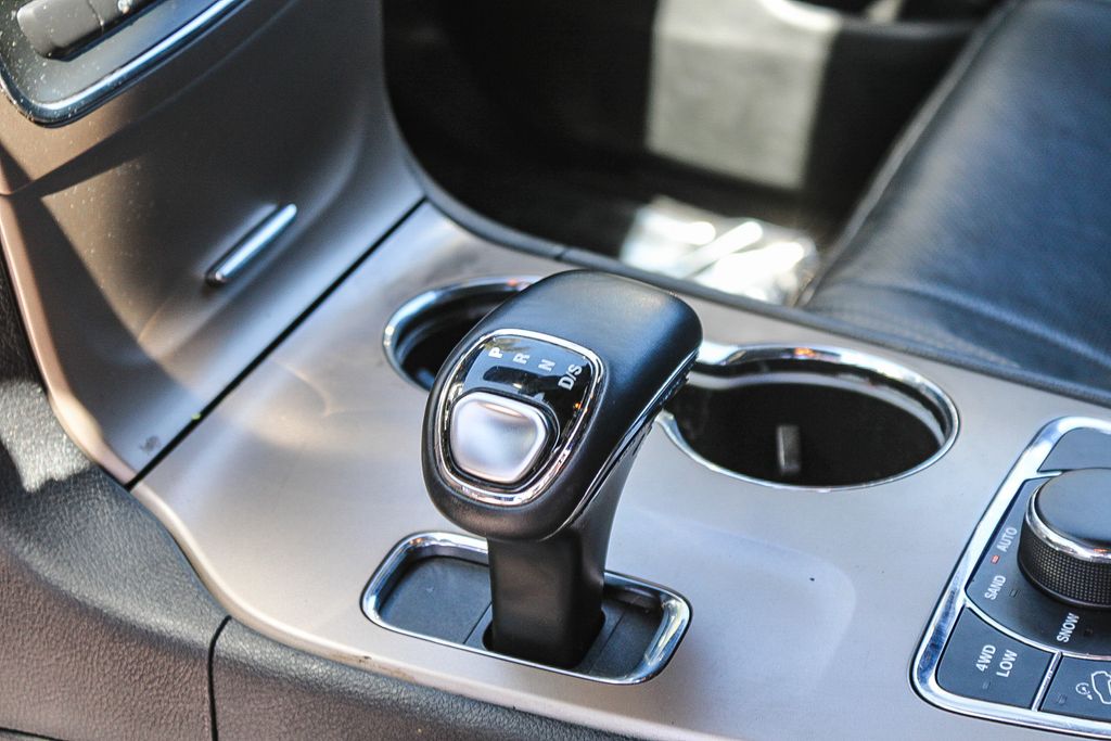Thumbnail: 2014 Jeep Grand Cherokee - 13