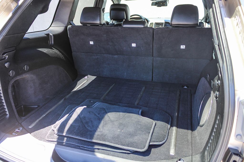 Thumbnail: 2014 Jeep Grand Cherokee - 26