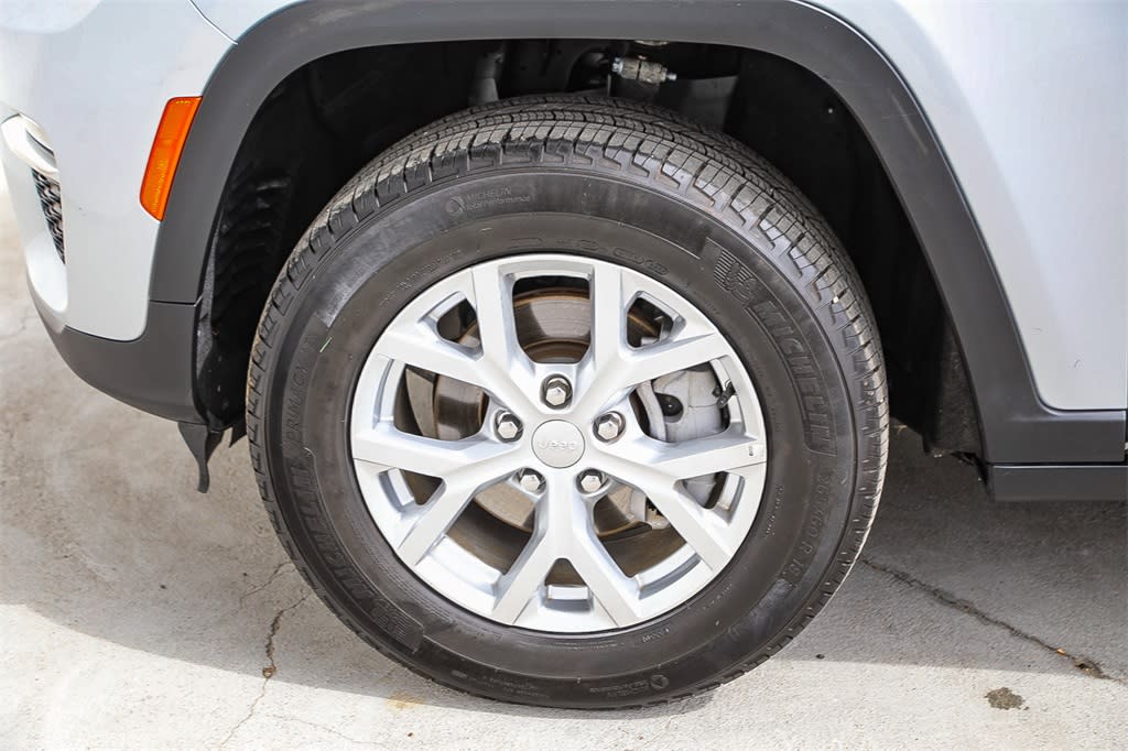 2023 Jeep Grand Cherokee Limited Edition 7