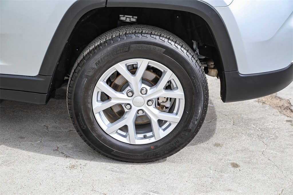 2023 Jeep Grand Cherokee Limited Edition 21