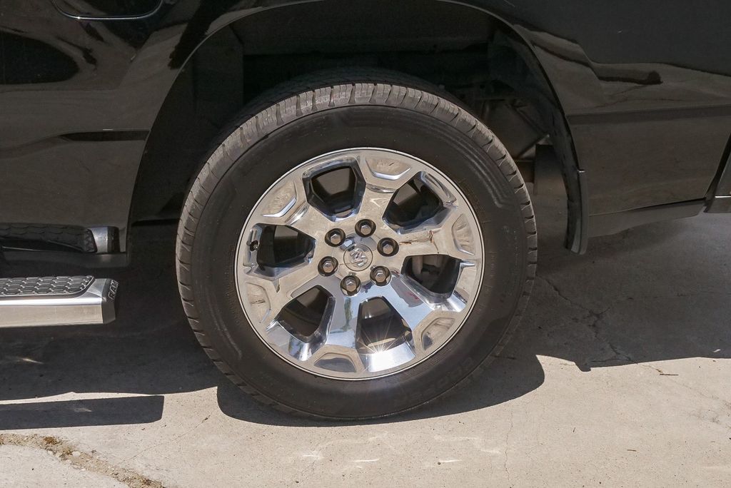 Thumbnail: 2019 RAM 1500 - 10