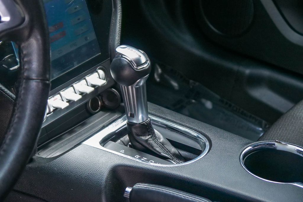 Thumbnail: 2016 Ford Mustang - 12