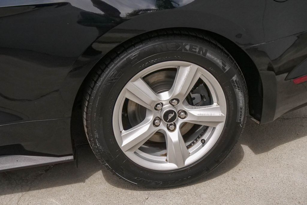 Thumbnail: 2016 Ford Mustang - 16