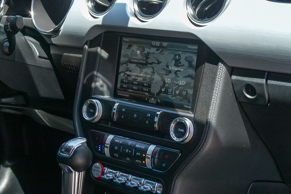 Thumbnail: 2015 Ford Mustang - 10