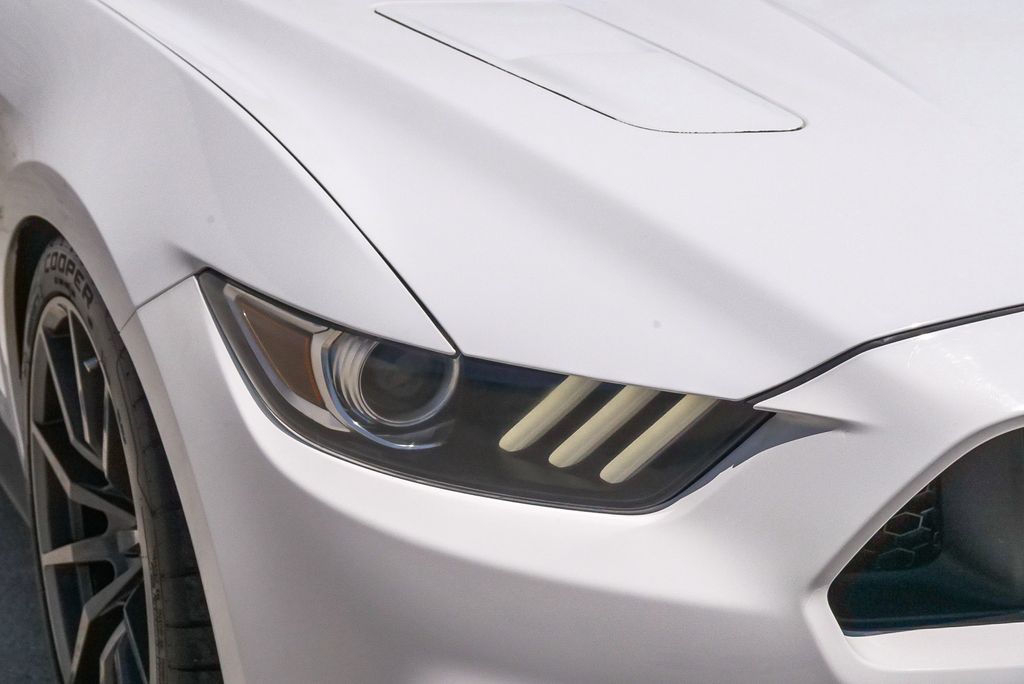 Thumbnail: 2015 Ford Mustang - 15
