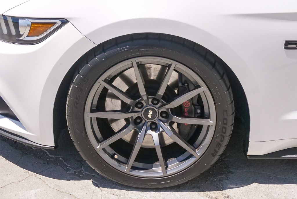 Thumbnail: 2015 Ford Mustang - 6