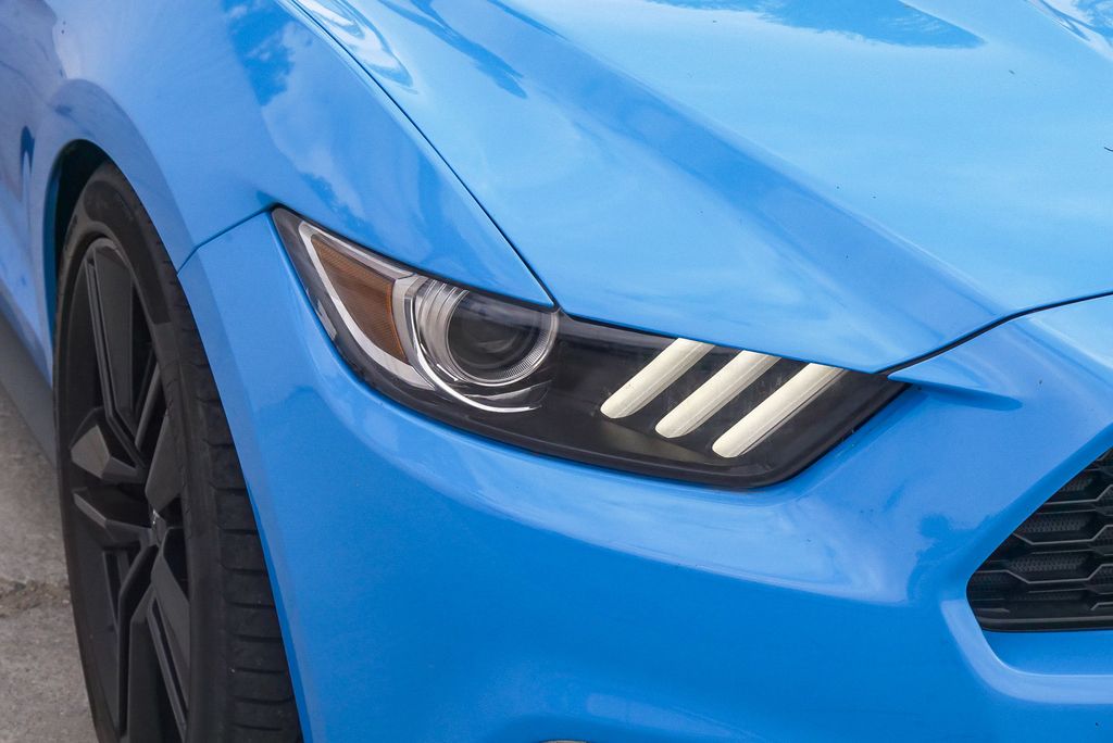 Thumbnail: 2017 Ford Mustang - 8