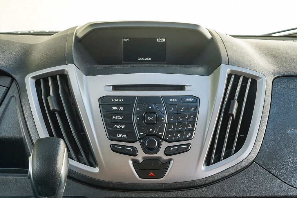 Thumbnail: 2018 Ford Transit Series - 12