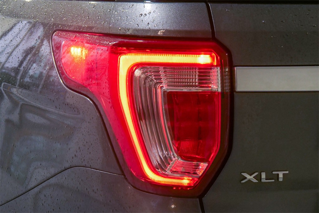 Thumbnail: 2018 Ford Explorer - 11