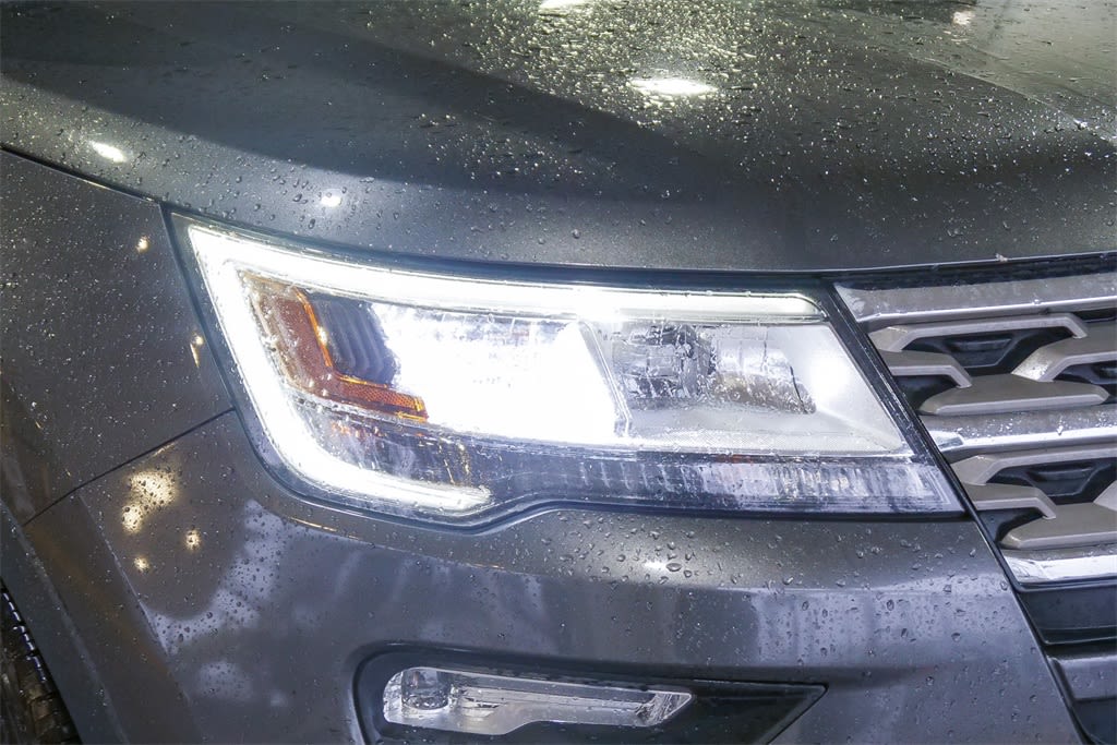 Thumbnail: 2018 Ford Explorer - 8