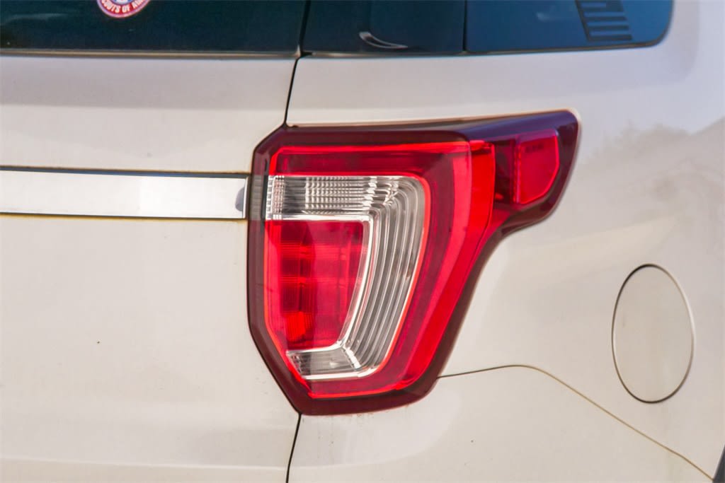 Thumbnail: 2017 Ford Explorer - 11