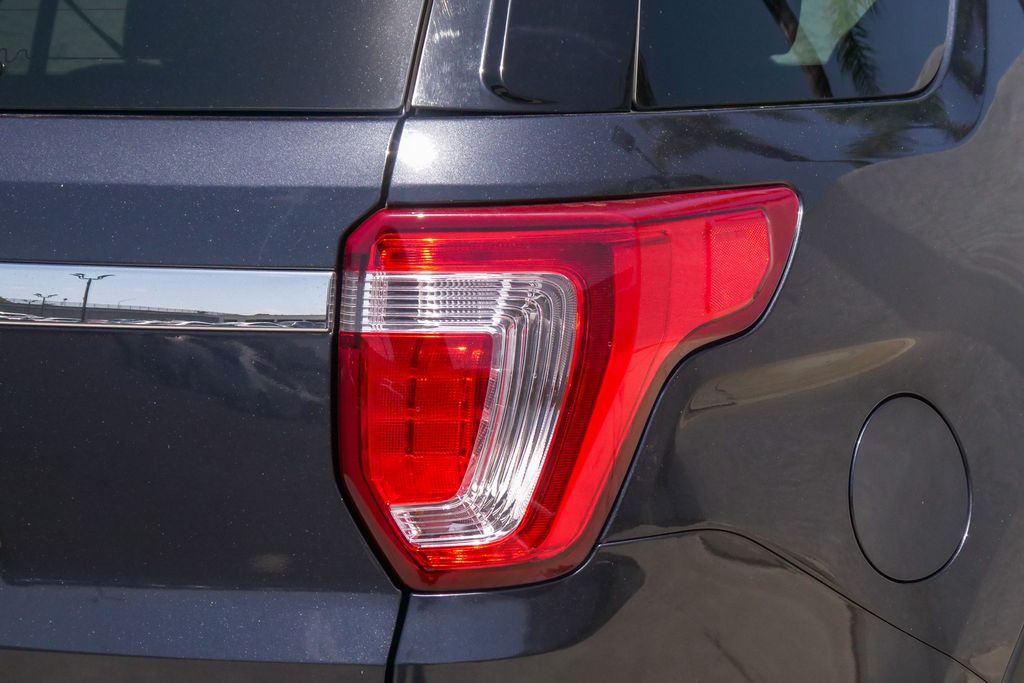Thumbnail: 2017 Ford Explorer - 19