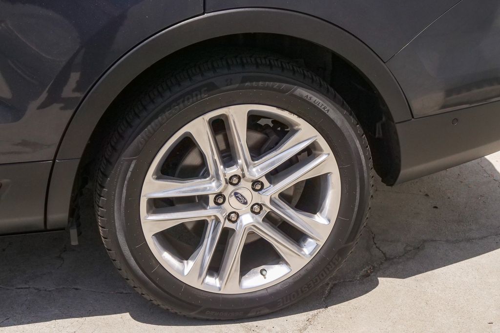 Thumbnail: 2017 Ford Explorer - 17