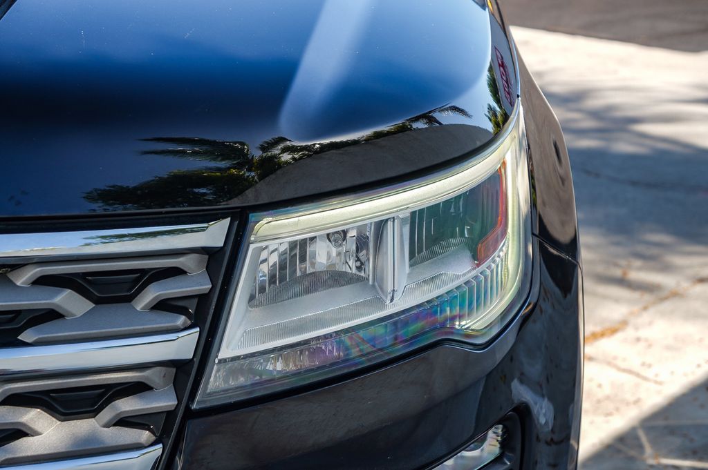 Thumbnail: 2018 Ford Explorer - 21