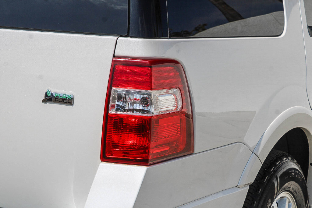 Thumbnail: 2014 Ford Expedition - 18