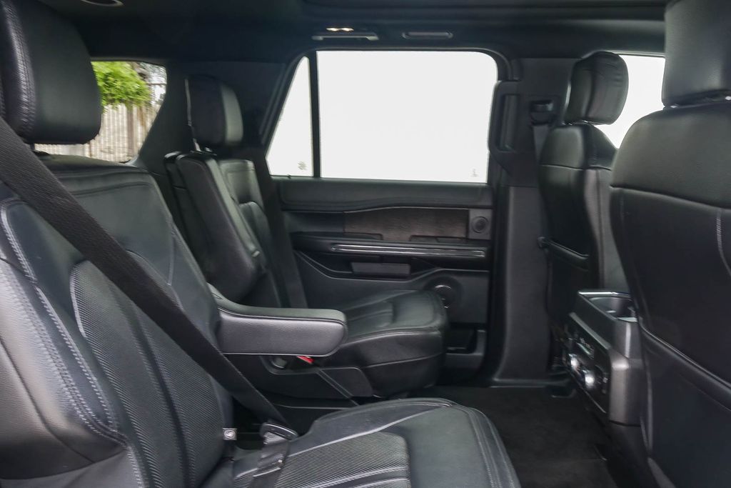 Thumbnail: 2019 Ford Expedition - 11