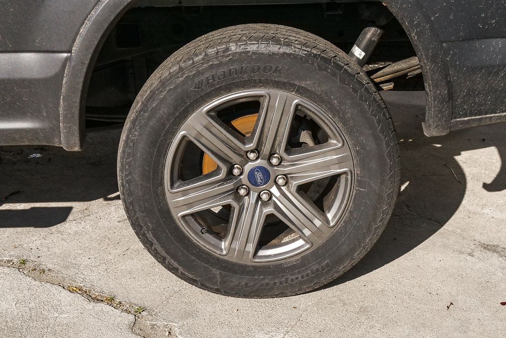 Thumbnail: 2019 Ford F-150 - 9