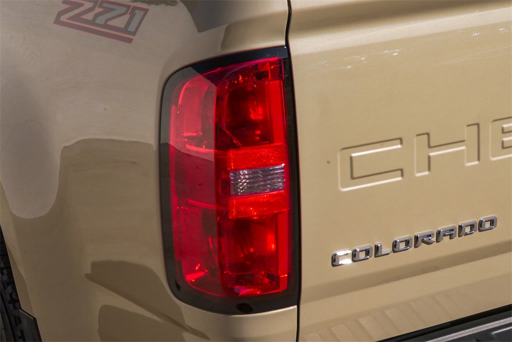 2022 Chevrolet Colorado Z71 21