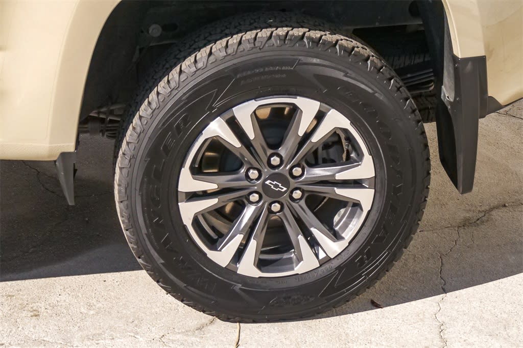 2022 Chevrolet Colorado Z71 19