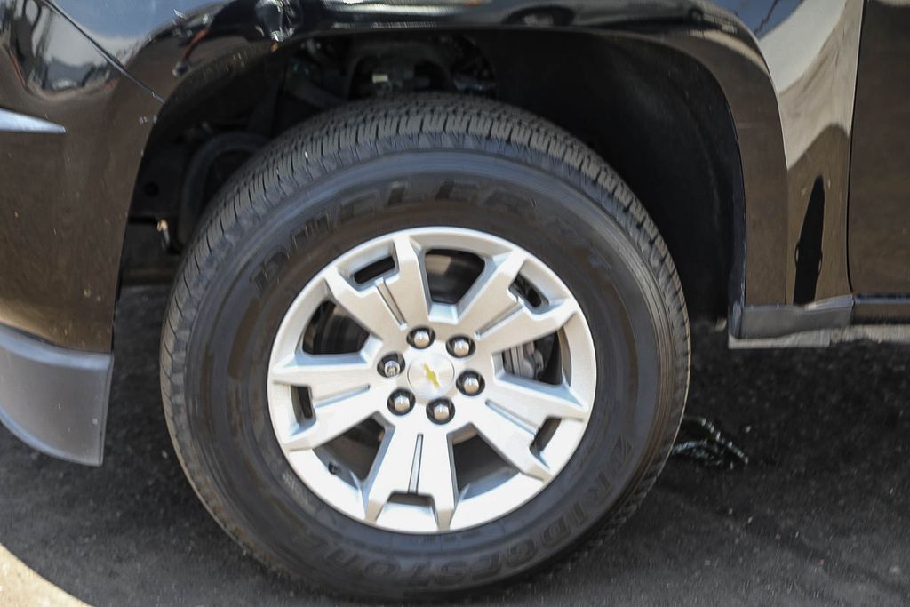 Thumbnail: 2019 Chevrolet Colorado - 6